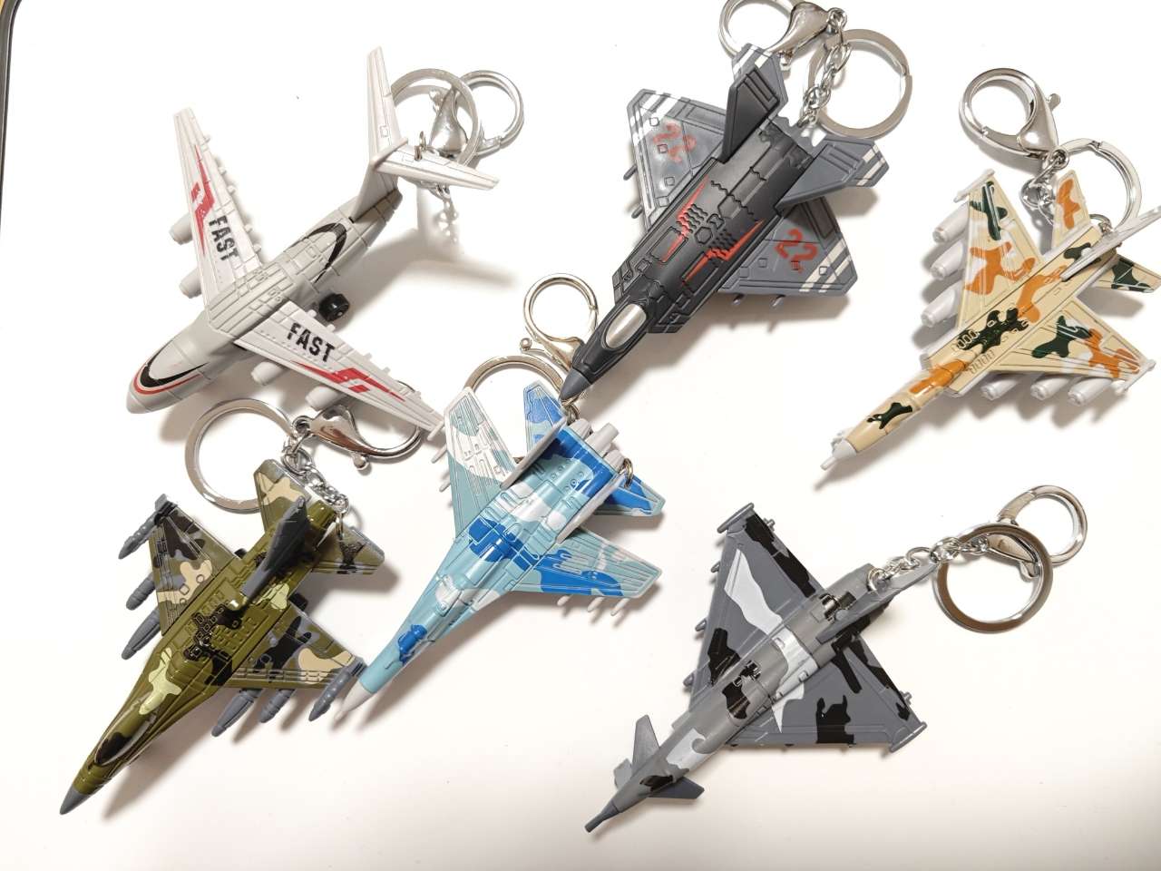 卡通创意合金飞机模型战斗机玩具模型钥匙扣挂件精致包包挂件礼品 