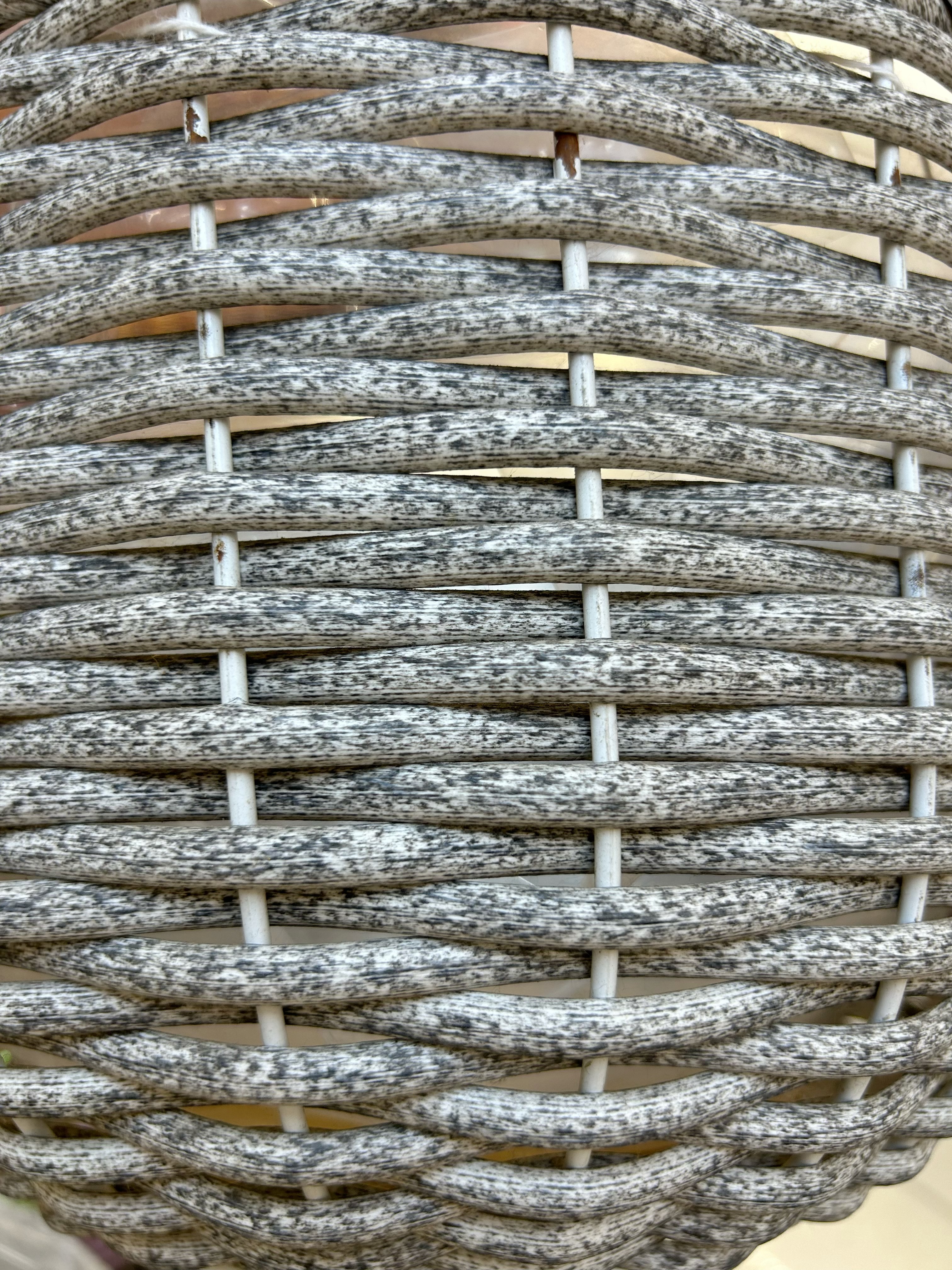 Nordic-style creative hand-woven flower baskets, wooden legs, high flower stands, floor-standing indoor decorations, green ivy flower POTS, flower ornaments, large bubble beads, and small flower ornaments Specification image