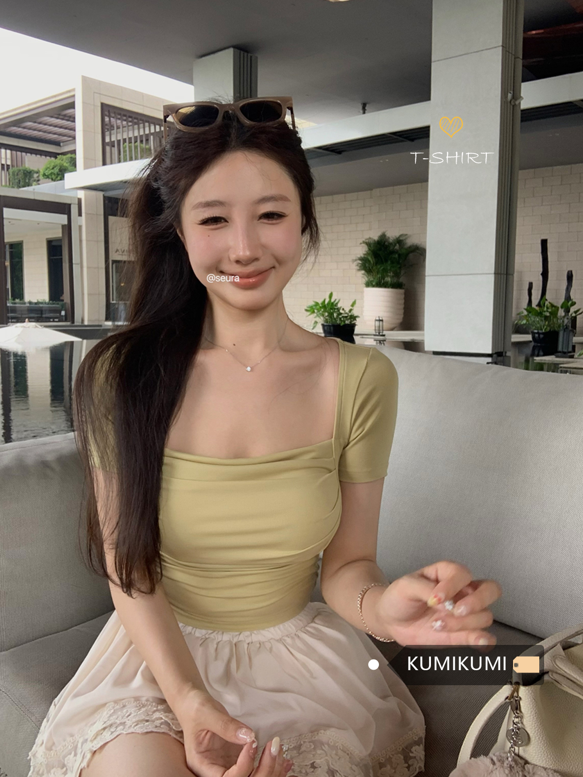 复古纯色方领露锁骨短袖T恤女夏甜辣设计感褶皱修身显瘦短款上衣