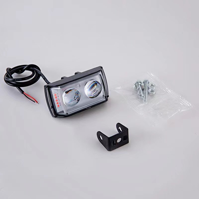 Best-selling motorcycle LED spotlights, short three-sided color light, export flash yellow and white flash spotlights factory price Application Scenario