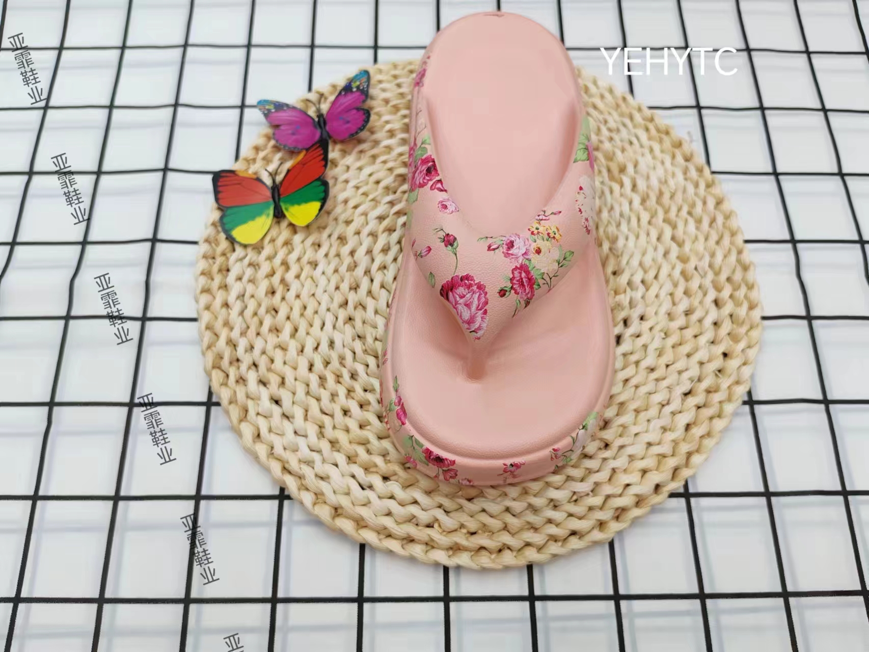 Summer fashion printed thick-soled flip-flops