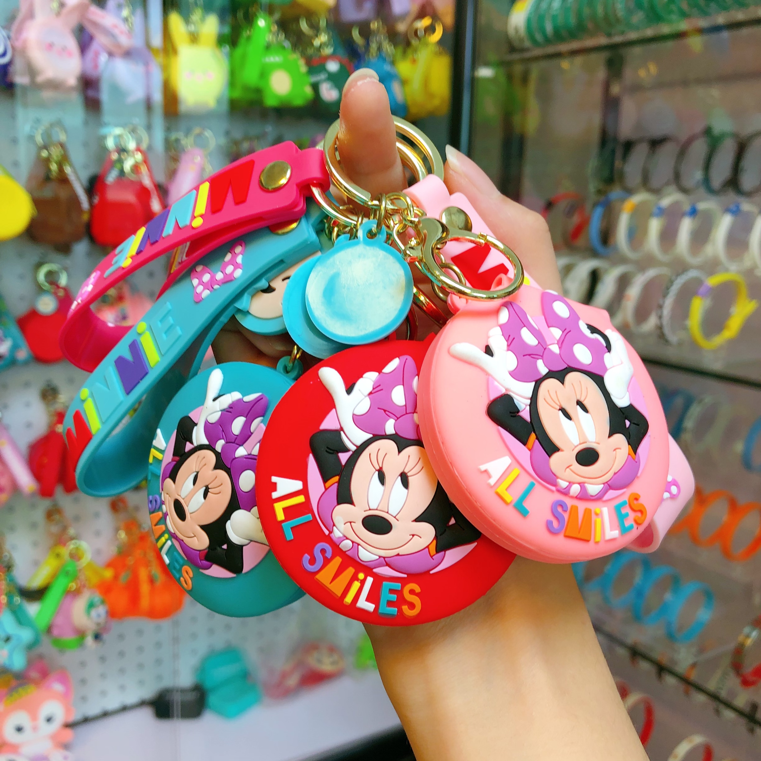 Wholesale of cute cartoon silicone Minnie keychains, convenient makeup mirrors for girls, couple pendants and small gifts details Picture