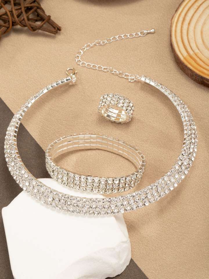 Wholesale of new cross-border fashion and light luxury four-row zircon necklaces, elastic water diamond bracelets, ring sets and decorative items from Europe and America detail image 8