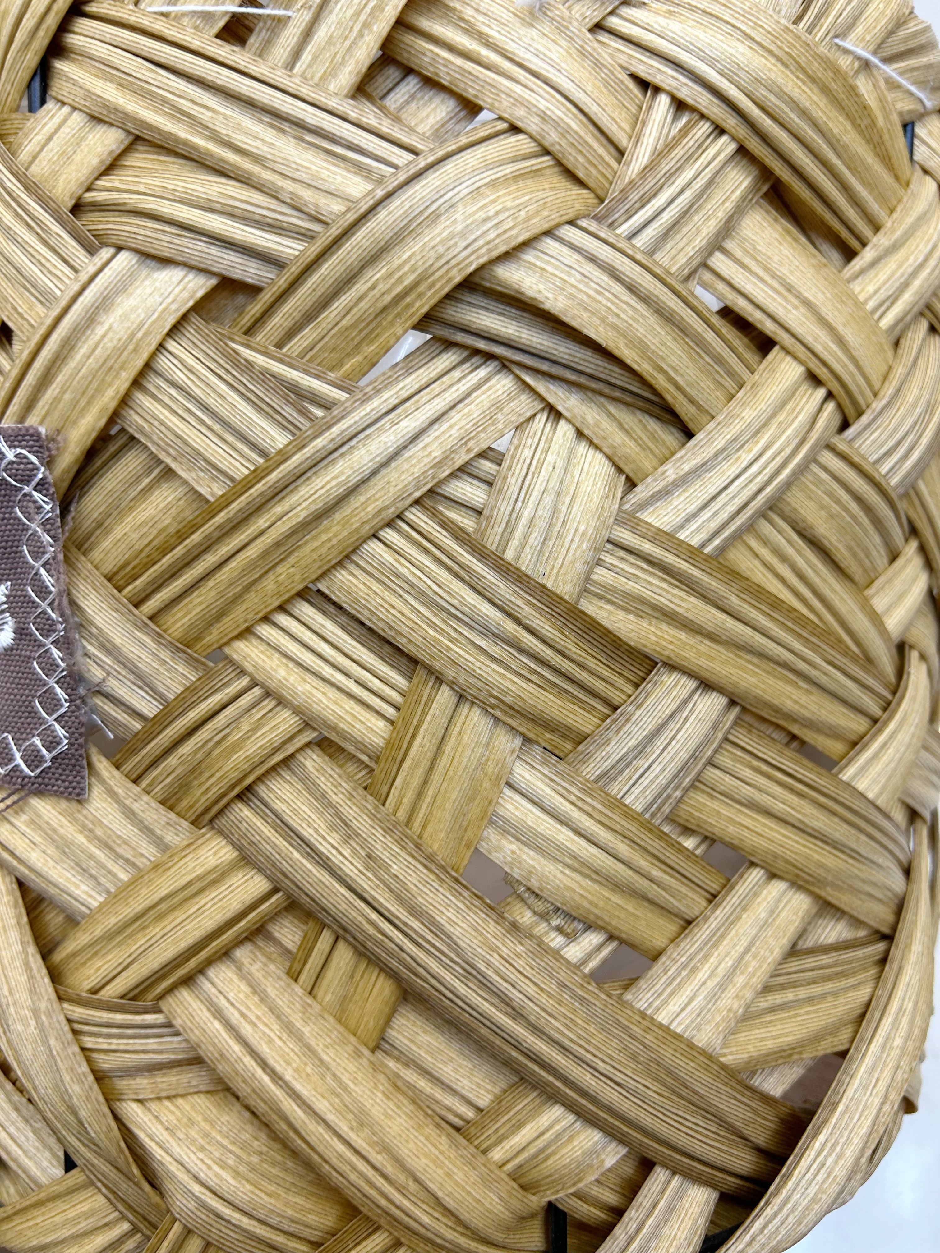 Nordic-style creative hand-woven flower baskets, wooden legs, high flower stands, floor-standing indoor and outdoor decorative garden potted plants Specification image