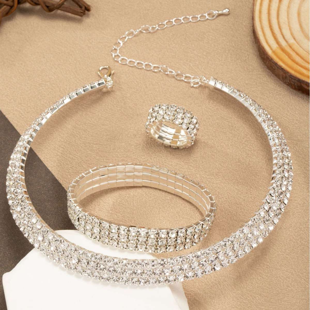 Wholesale of new cross-border fashion and light luxury four-row zircon necklaces, elastic water diamond bracelets, ring sets and decorative items from Europe and America detail image 7