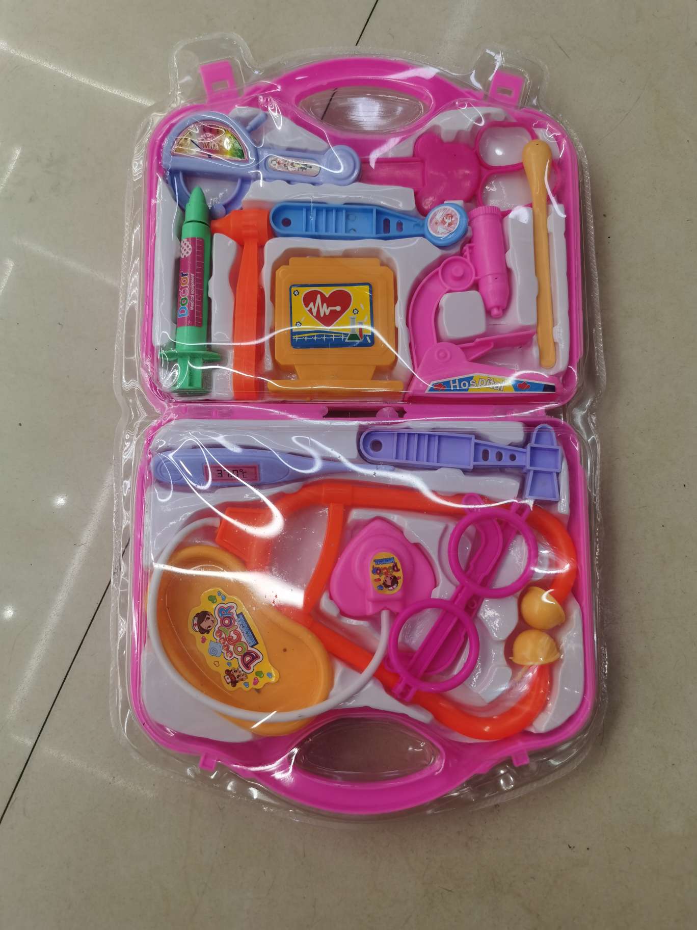 趣味玩具，爱心医院，各种医疗器械，体验扮演儿童乐趣。解压玩具解压玩具