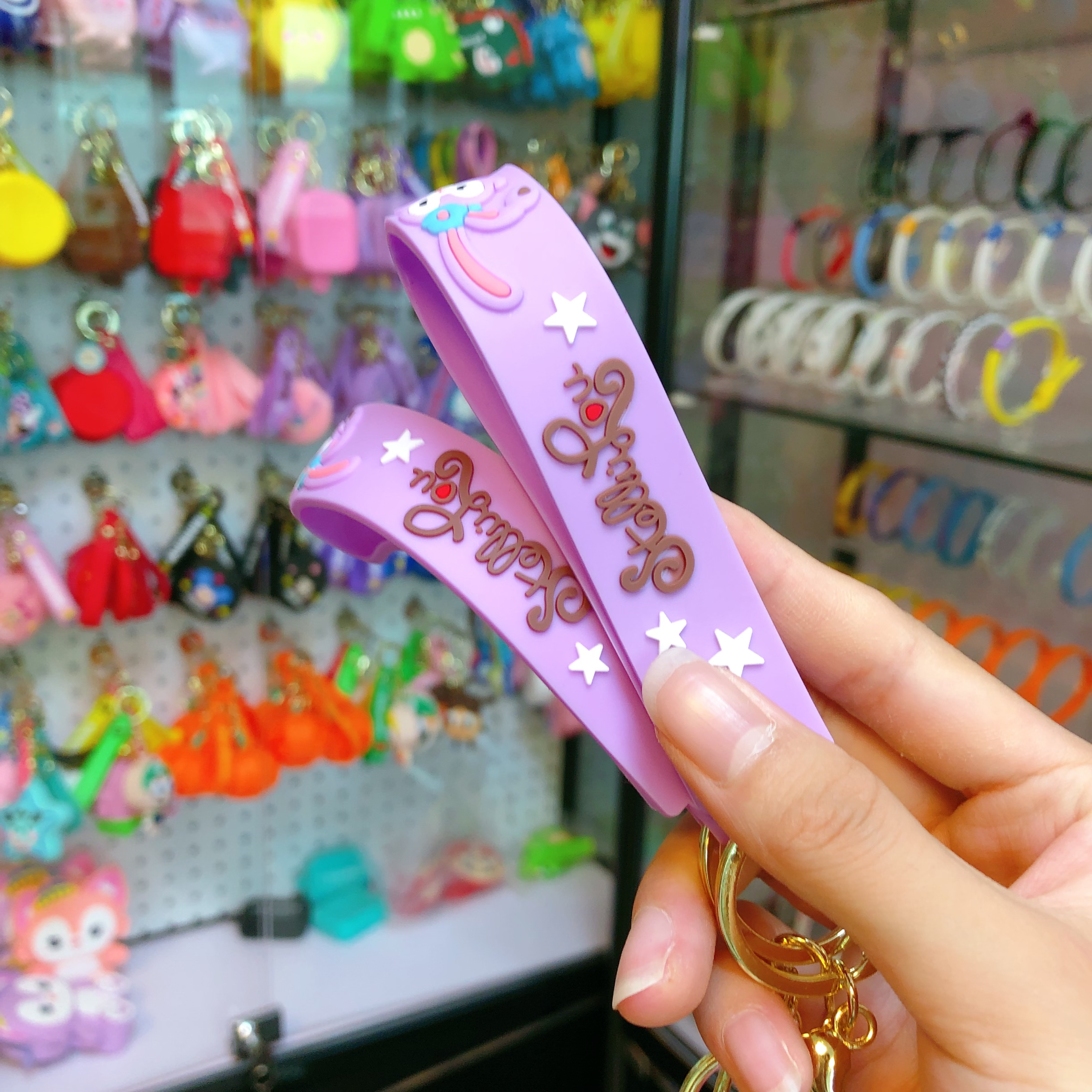 Lindo dibujo animado de silicona estrella delo llavero para niñas fácil maquillaje pequeño espejo pareja colgante pequeño regalo regalo pequeño al por mayor lindo dibujo animado de silicona estrella delo llavero para niñas conveniente maquillaje pequeño espejo pareja colgante pequeño regalo Specification image
