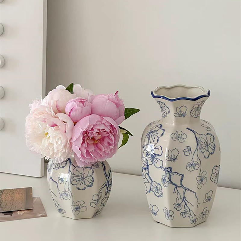 New Chinese High Sense Blue And White Porcelain Small Vase Living Room Porch Decoration Pieces Retro Flowers Flower Arranger undefined