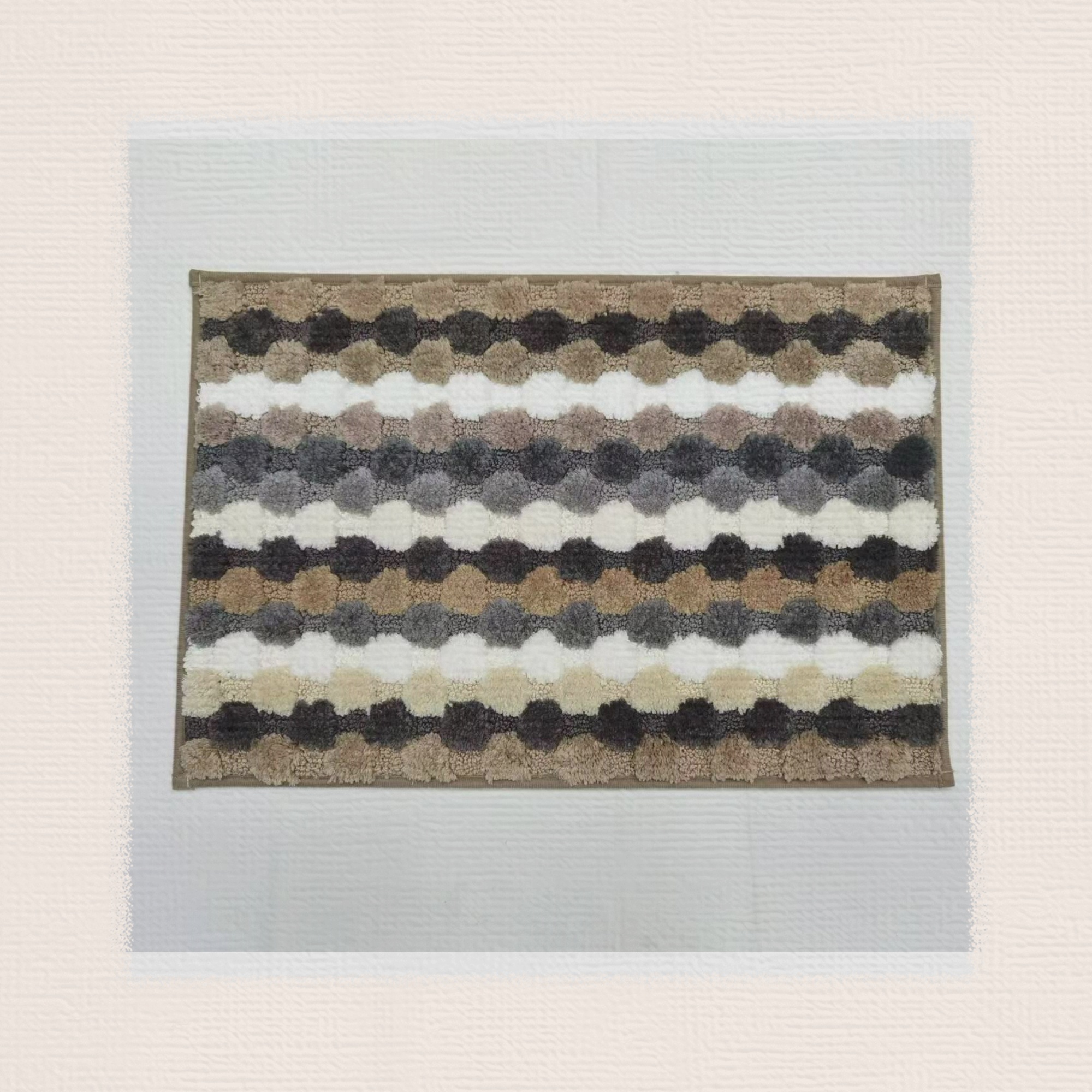 TPA base color three-dimensional checkered carpet, super-fine carpet, anti-slip mat, foot mat, door mat, kitchen mat, bathroom mat, size 40*60cm Item Picture
