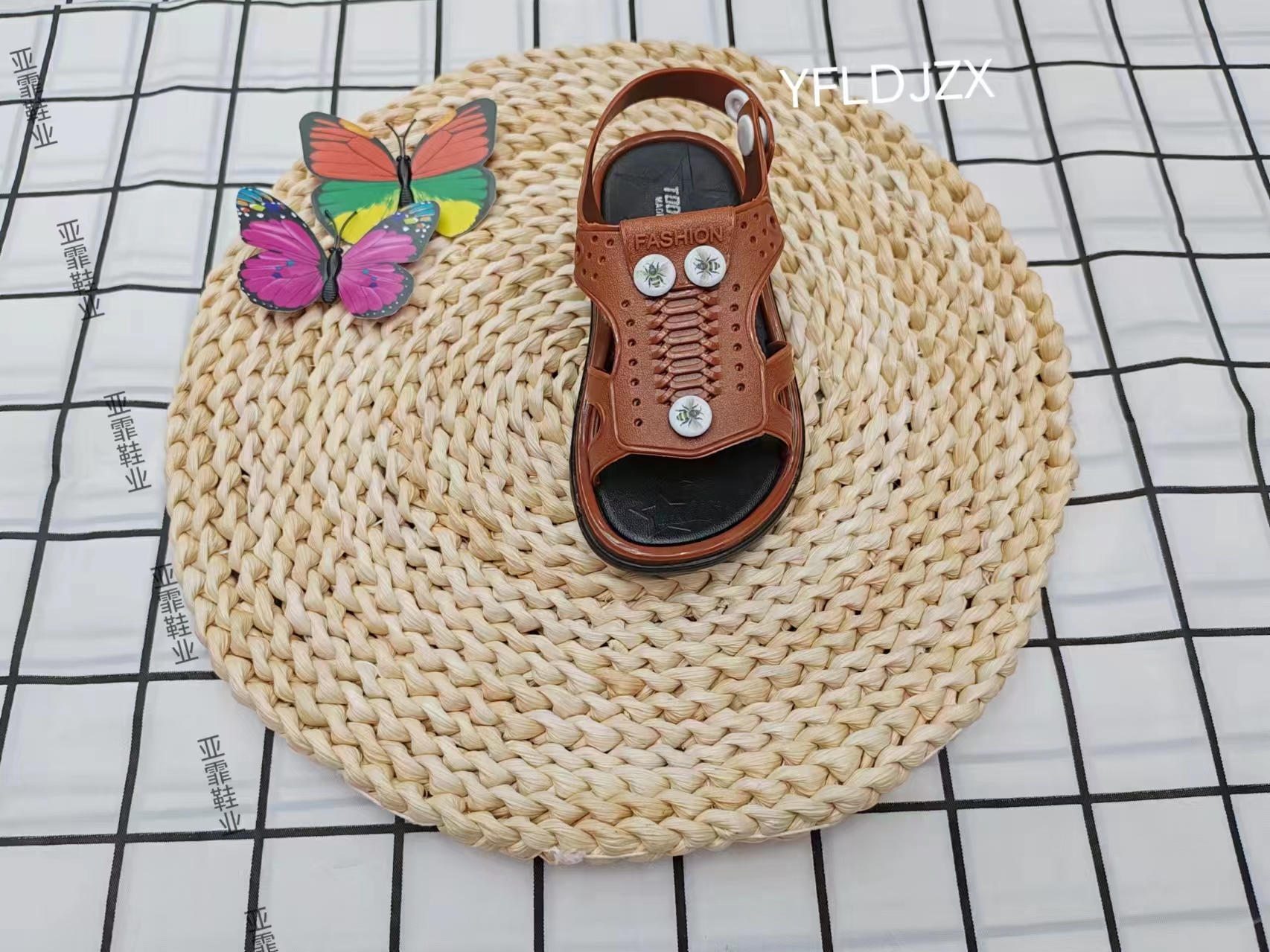 Children's fashionable summer outerwear sandals full figure