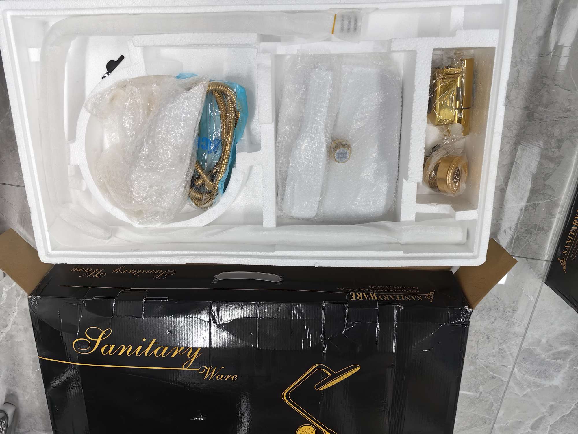 4077Wg Shower Set Faucet Shower Set High-End White Gold Super Top Spray Shower Item Picture