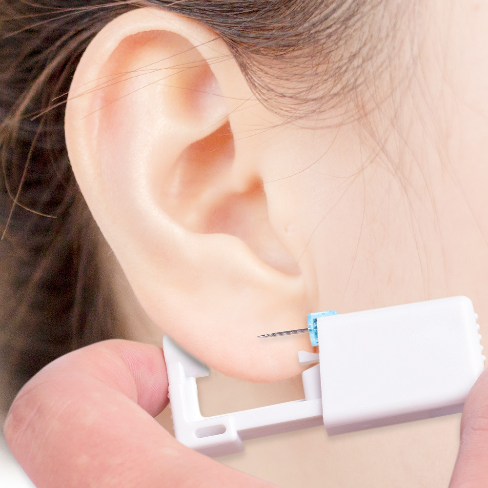 The second generation disposable piercing ear disposable piercing earphone piercing ear studs auxiliary piercing gun