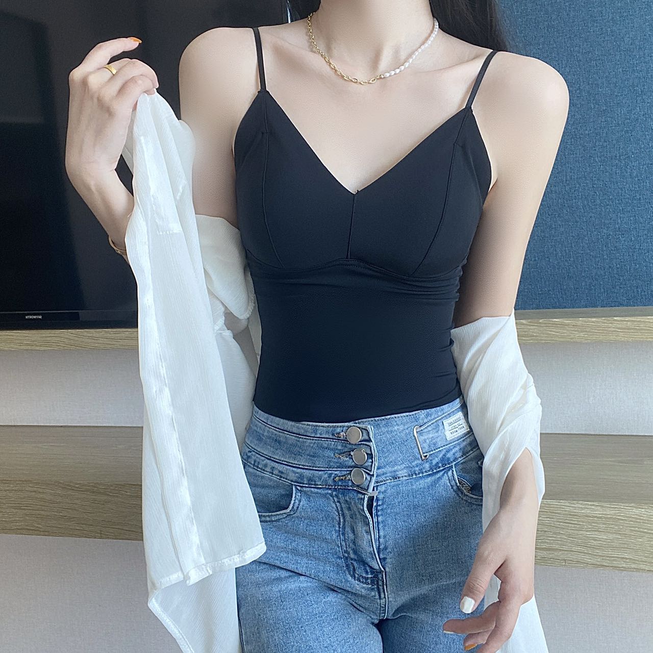 夏季冰丝吊带背心女内搭设计感小众外穿带胸垫固定打底辣妹上衣详情3