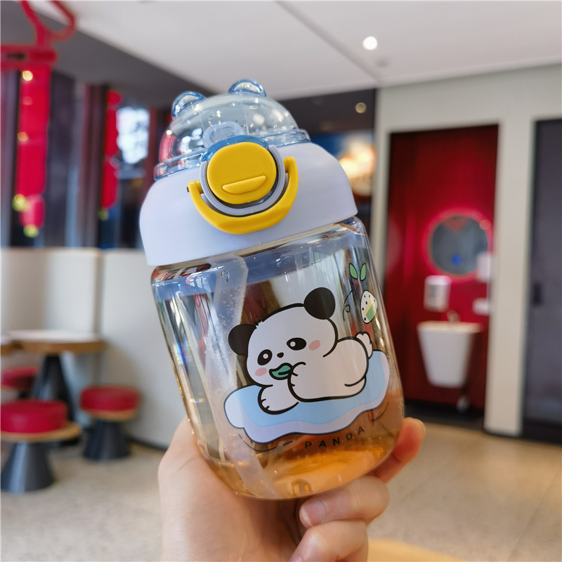 W67-9043 Creative Gradient Water Cup Children's Straw Cup Gradient Colorful Big-bellied Cup Cute Cartoon Student Water Cup Application Scenario