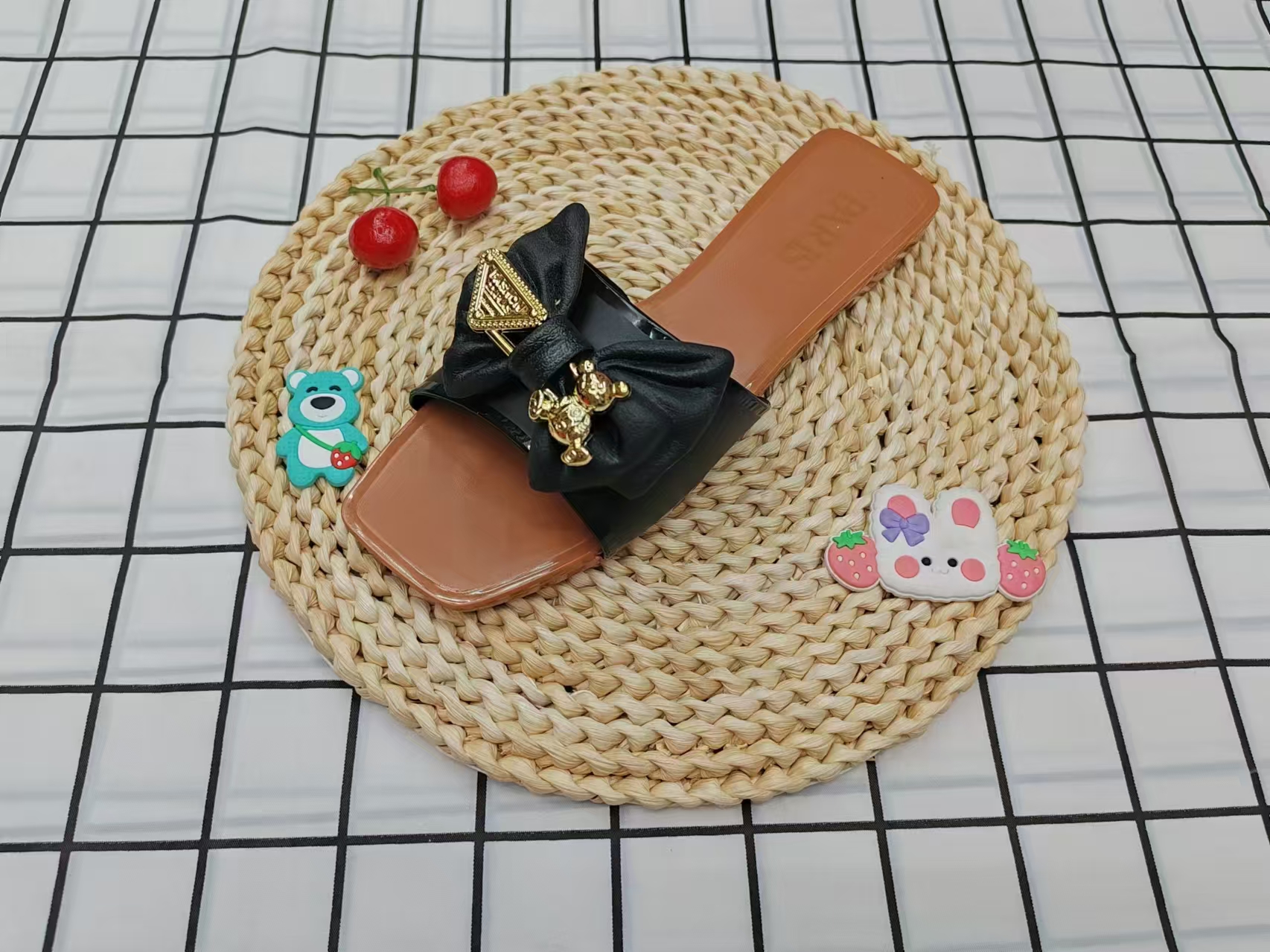 Moda de verano plana exterior desgaste arco cool slippers details Picture