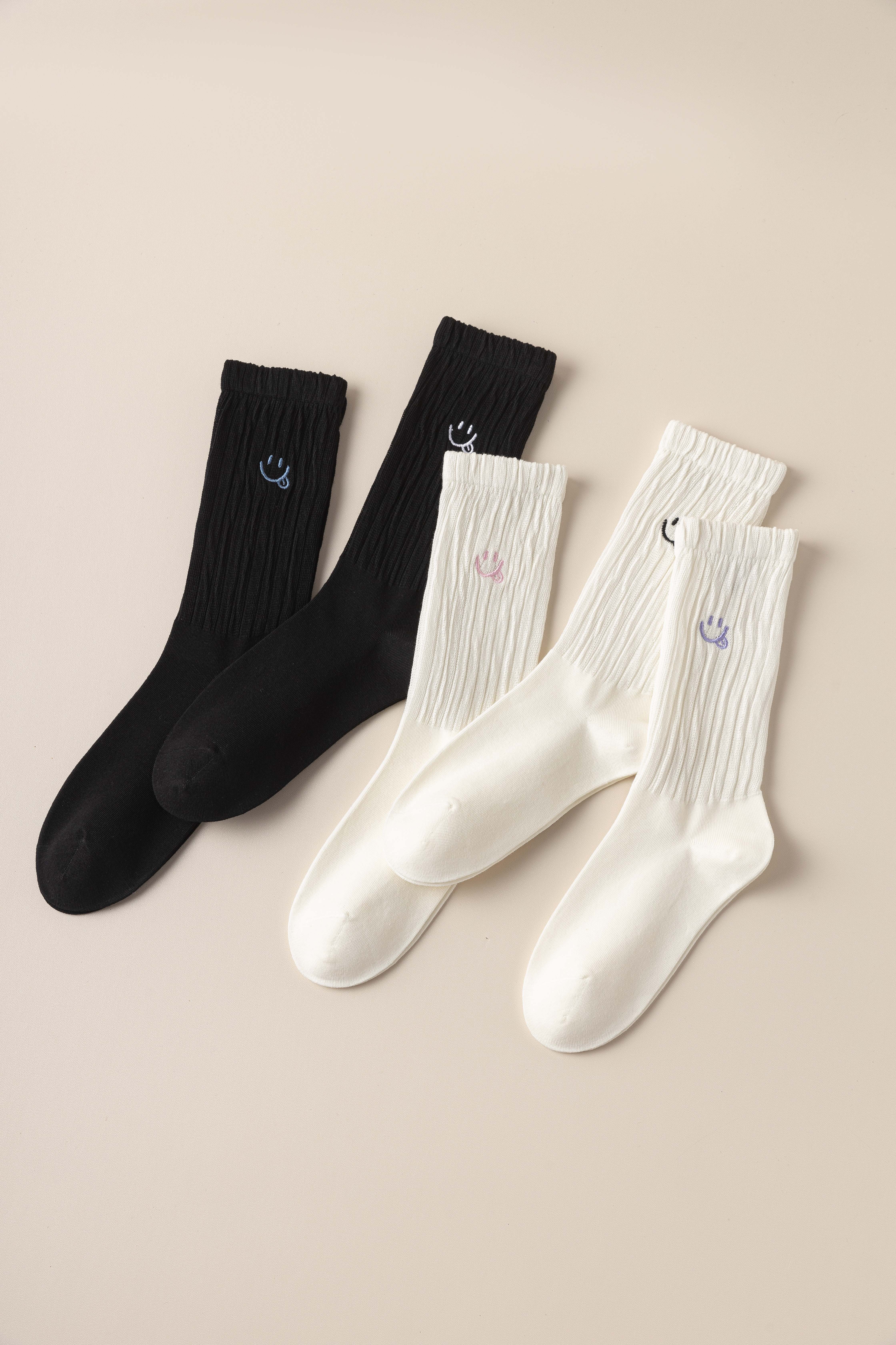 Pure cotton socks for women to prevent athlete's foot and odor, summer and spring internet-famous school-style mid-calf socks for women, Korean cartoon long socks with smiling faces