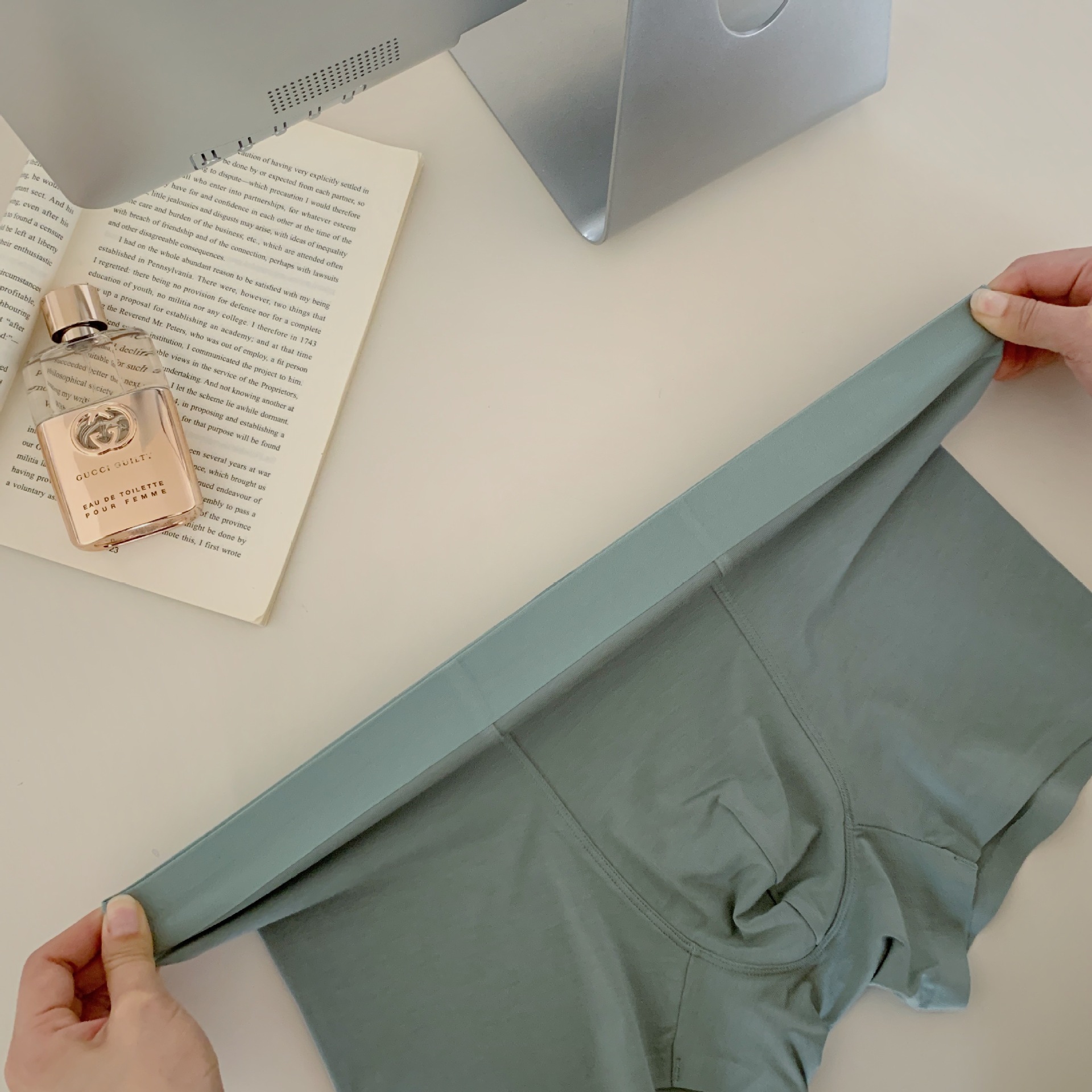 50S High-elastic Modal men's four-corner pants solid color simple, comfortable and skin-friendly mid-waist simple men's four-corner pants Specification image