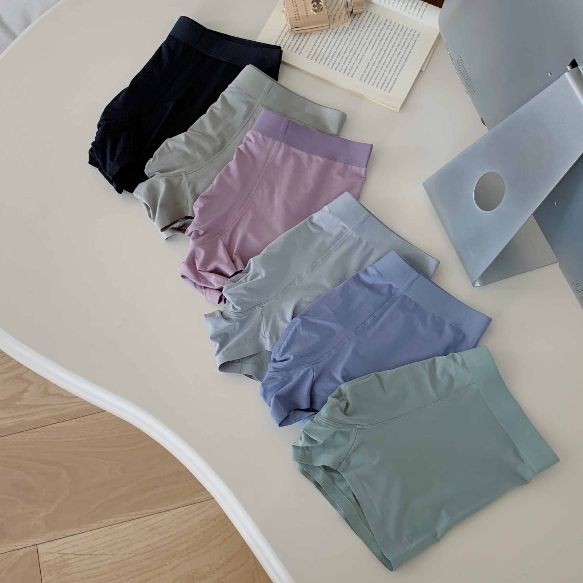 50S High-elastic Modal men's four-corner pants solid color simple, comfortable and skin-friendly mid-waist simple men's four-corner pants