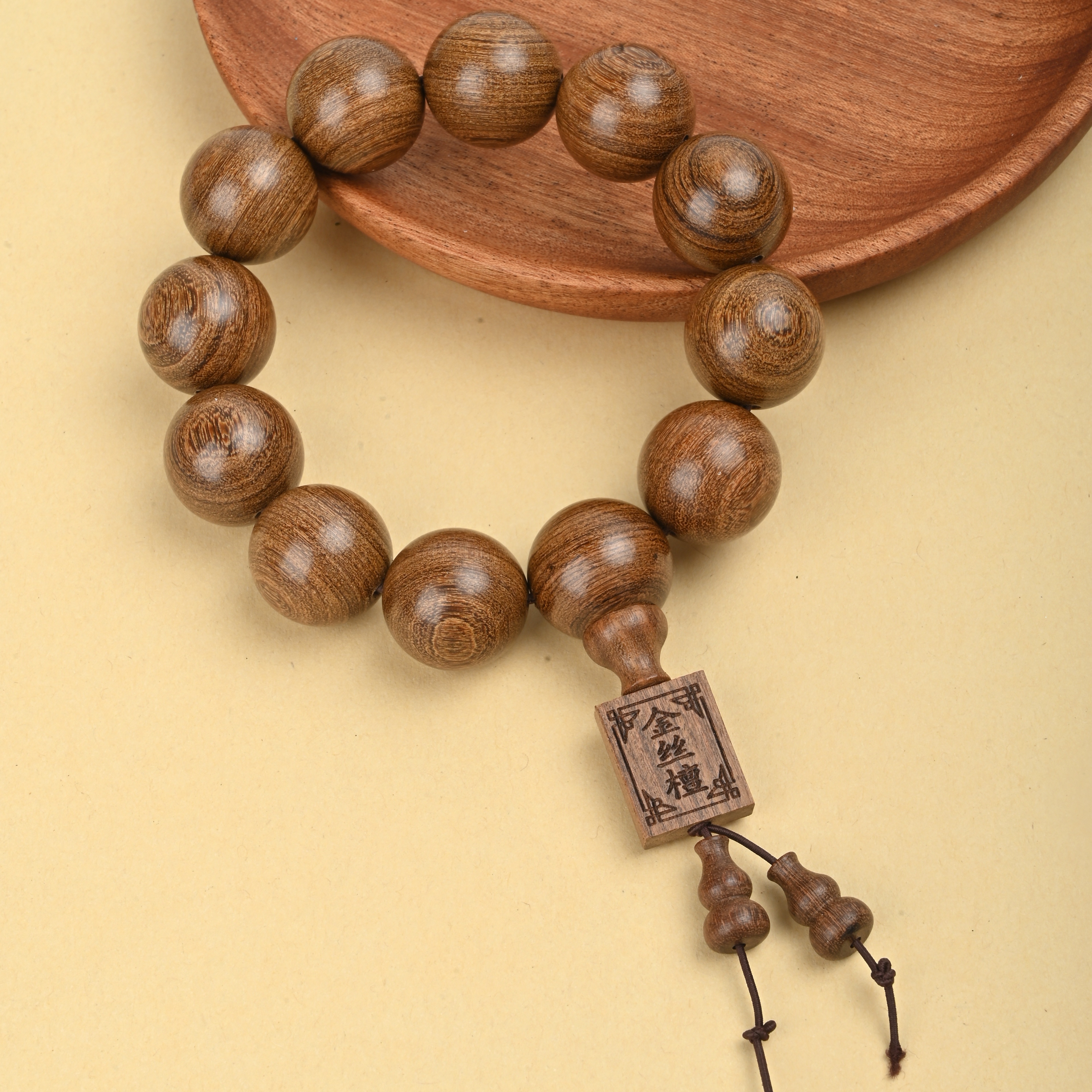 Wooden cultural play bracelets, gold thread sandalwood bracelets, sandalwood bracelets, Buddhist prayer beads, prayer beads wholesale for women