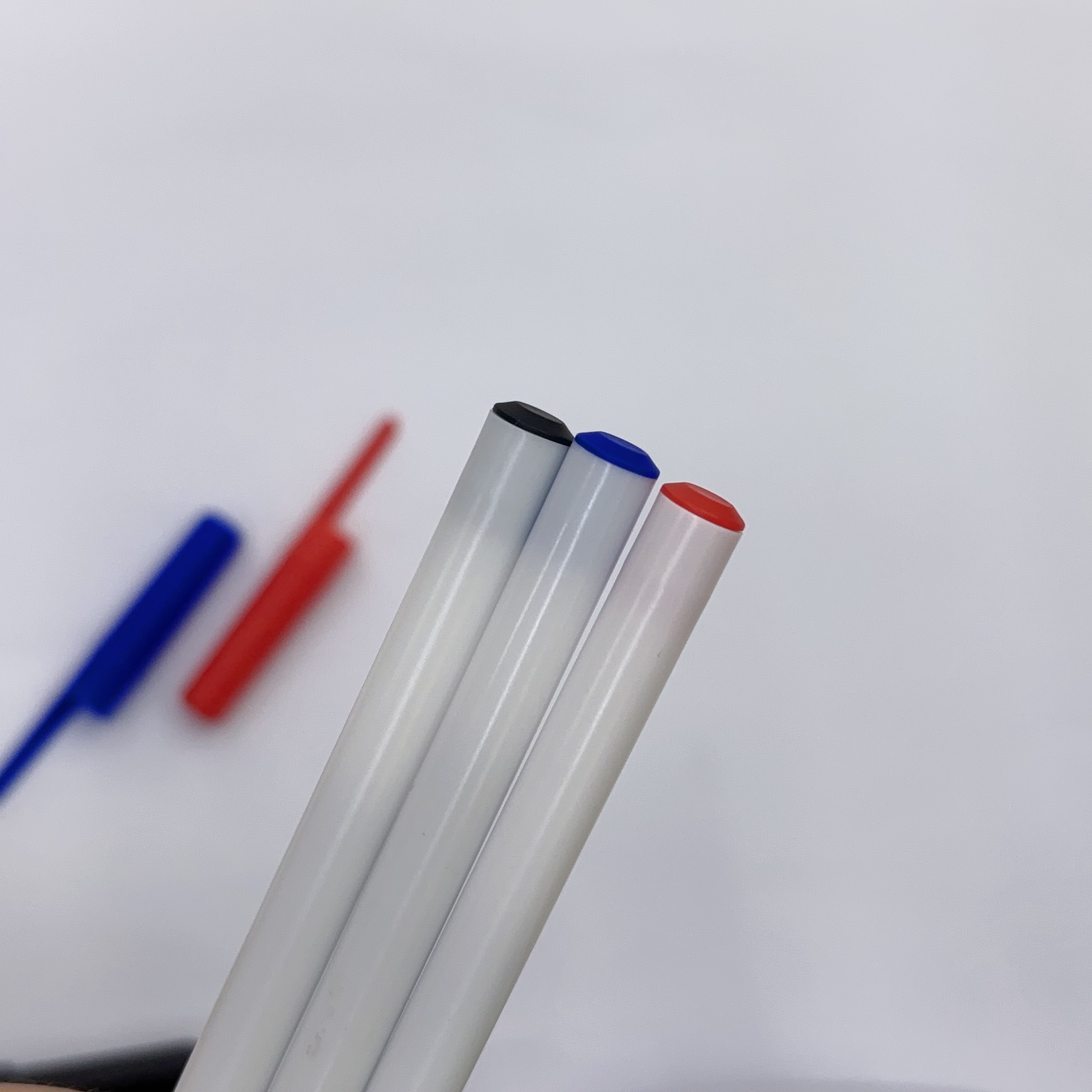 أقلام مطاطية رخيصة الأقلام البلاستيكية Specification image