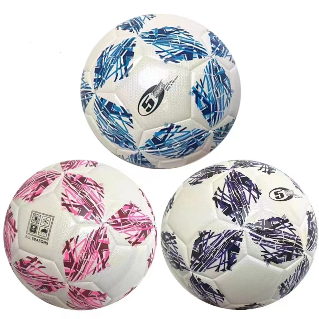 5# high-end football double-layer mirror leather rhombus as shown in the picture, about 420 grams, PU leather wound liner