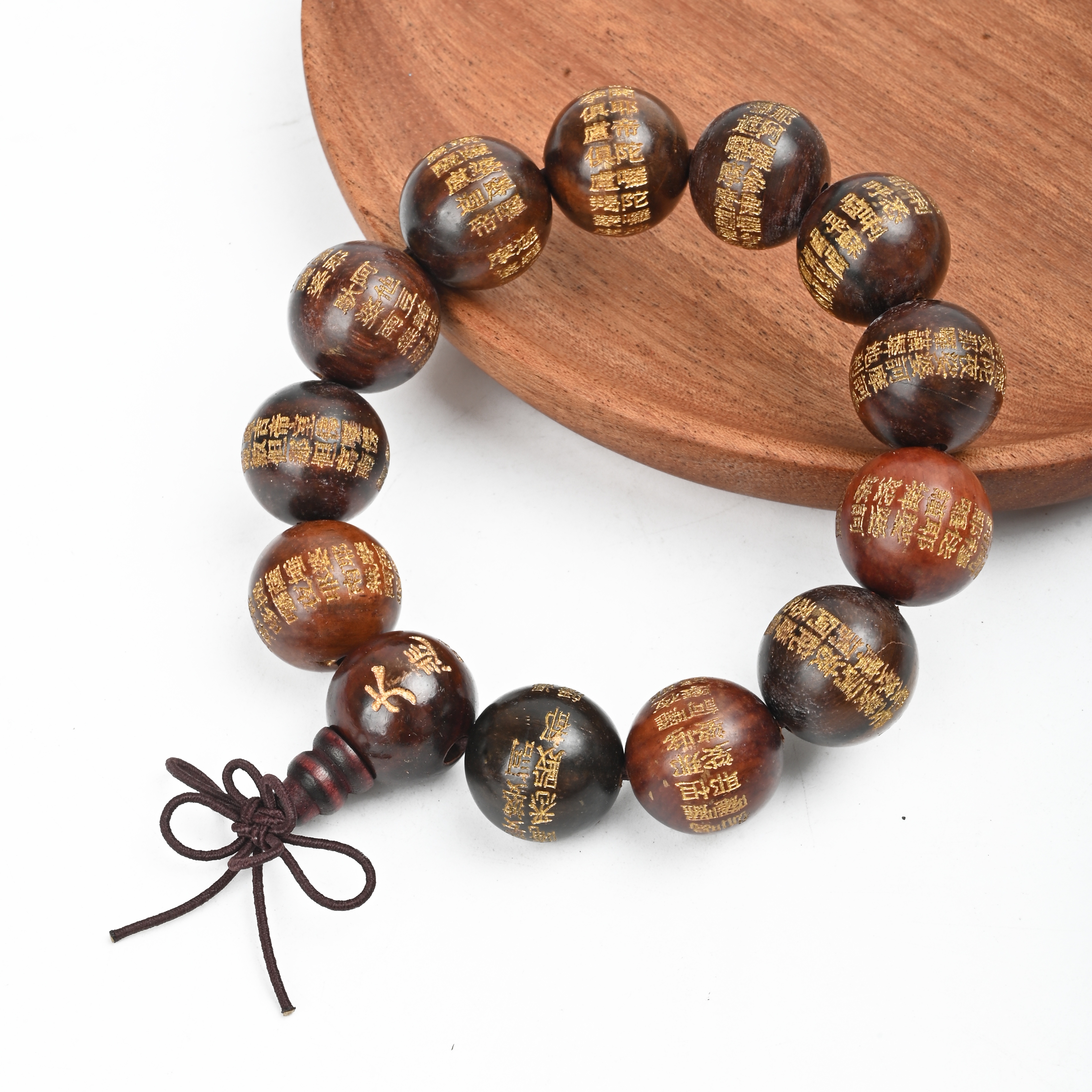 Wholesale of red rosewood Great Compassion Mantra bracelets, wooden cultural and artistic bracelets, prayer beads and prayer beads Specification image