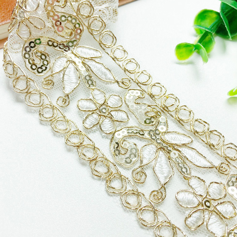 The manufacturer now has a truck with bone gold thread, polyester thread, lace, rope embroidery, Hanfu clothing accessories, curtains, home textiles and belts Application Scenario