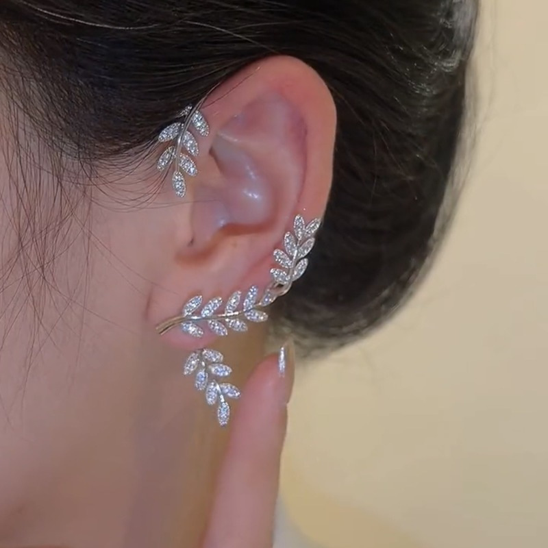 Douyin's full-diamond leaf ear pendants for women, detachable and wearable in pairs, this unique design of Golden Branch and Jade leaf ear studs for women Specification image