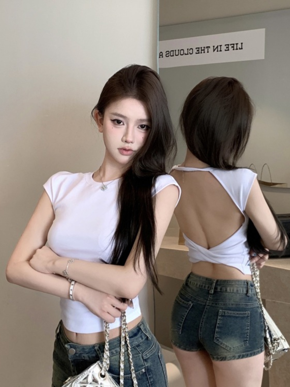 This summer design style features a cross-knotted front-shoulder short-sleeved T-shirt. It's a sexy, cut-out, backless top for women Application Scenario