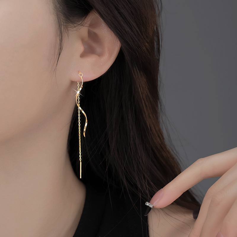 Wavy design, simple plain chain ear thread, women's slimming face, long tassel earrings, fashionable and fresh, wholesale earrings details Picture