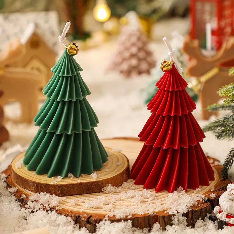 Scented Christmas tree candles, cute Christmas tree shapes, Christmas atmosphere, soy wax gift ornaments, scented Christmas tree candles, scented Christmas trees, cute Christmas tree shapes, Christmas atmosphere, soy wax gift ornaments, souvenirs details Picture