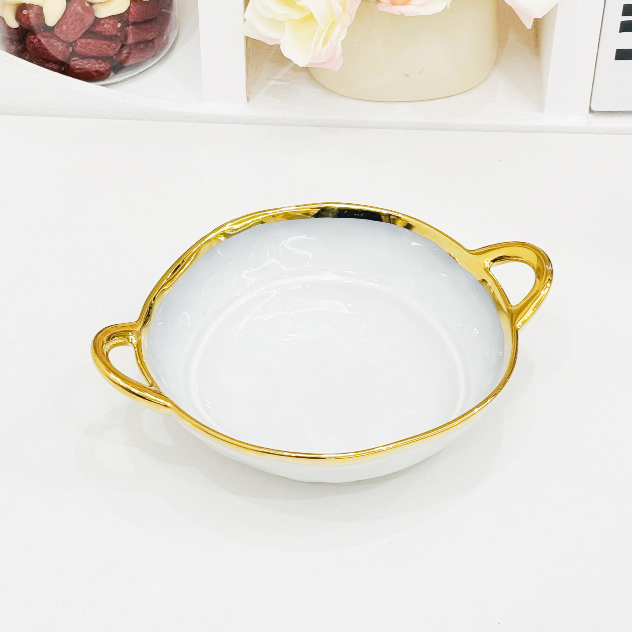 A set of household light luxury high-end plates, bone China 2024 new style, beautiful ceramic bowls, plates, tableware and cutlery