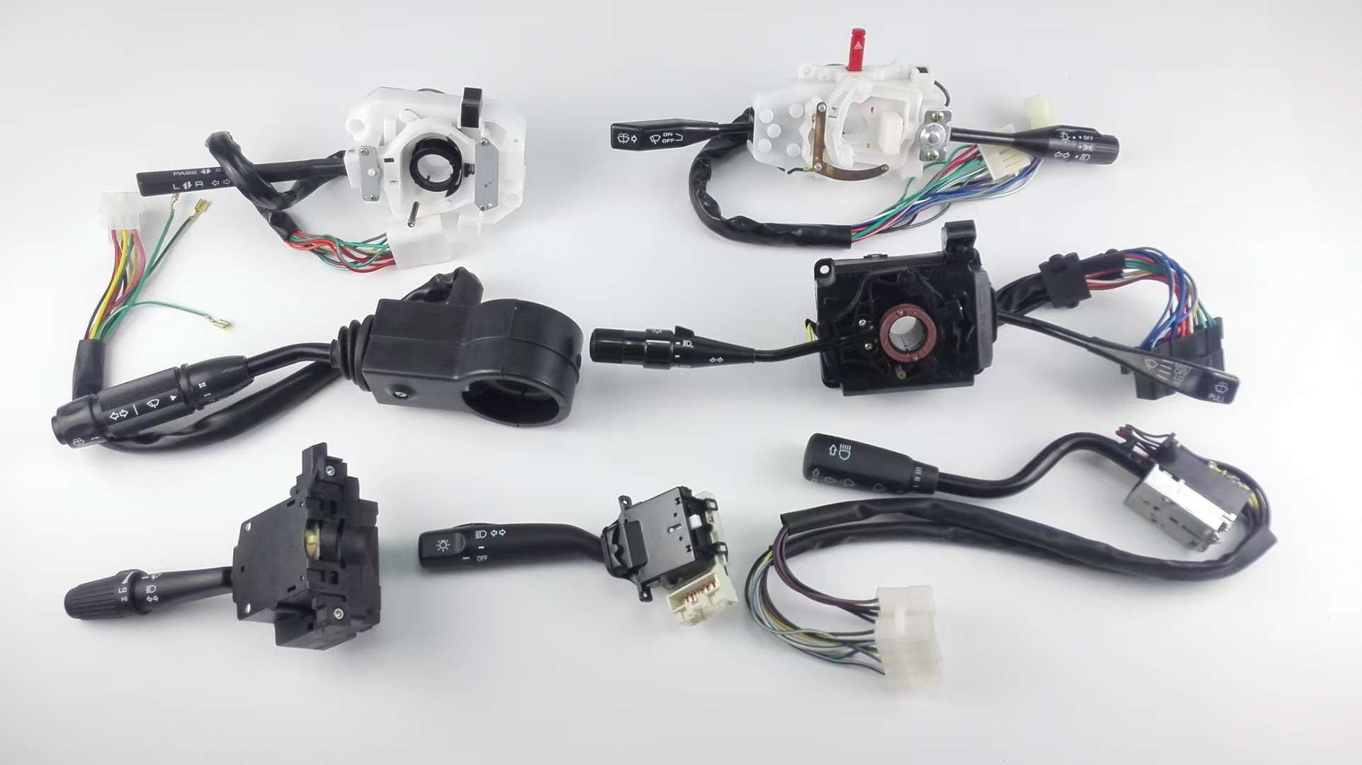 汽车配件适用于奔驰卡车Axor应急开关 9434460423详情图2