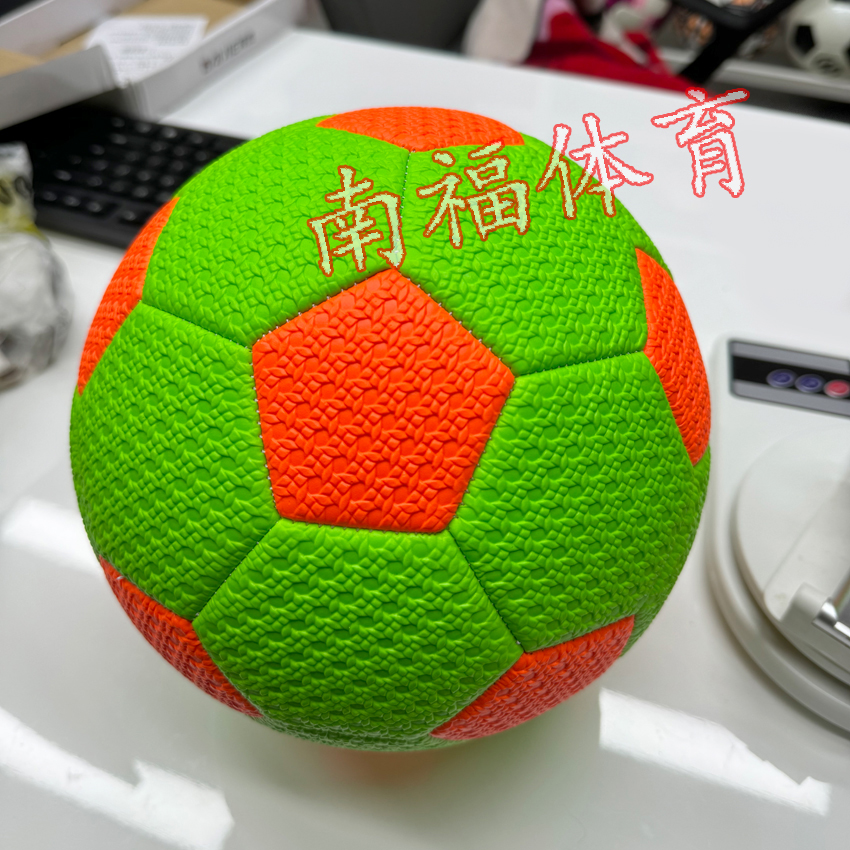 足球实物图