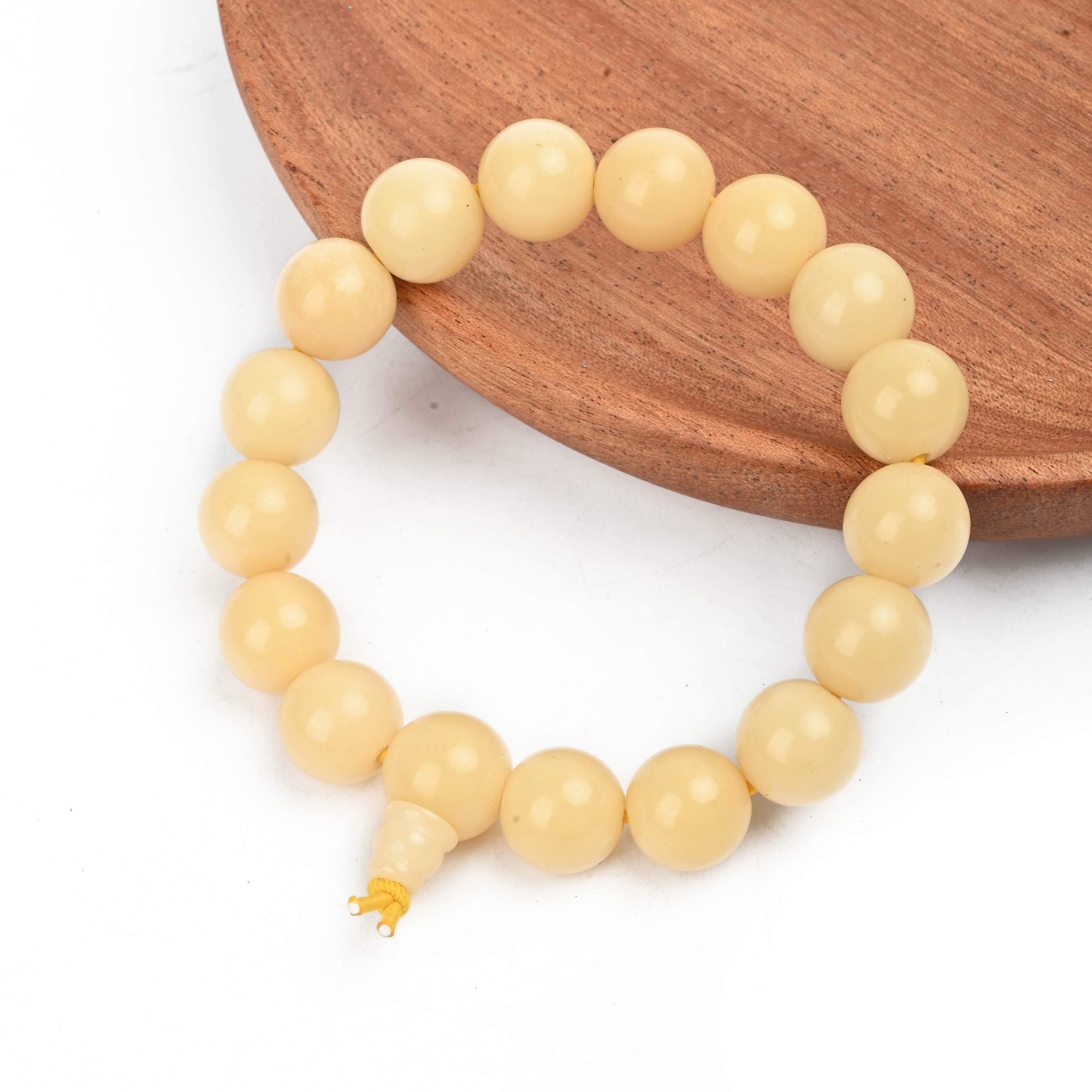 Wholesale of white jade bracelets, cultural and artistic bracelets, white jade bracelets, Buddhist prayer beads and prayer beads for both men and women