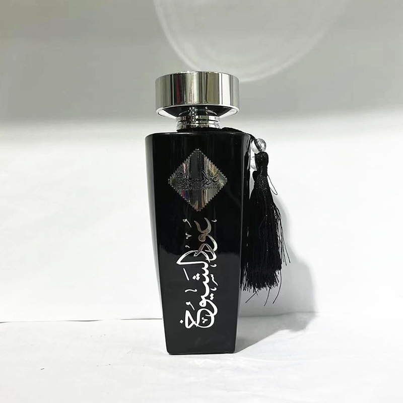 Cross-Border Sales Manufacturers Direct Sales Cylinder Gift Box With High-End Middle East Arab Dubai Lasting Fragrance Perfume Application Scenario
