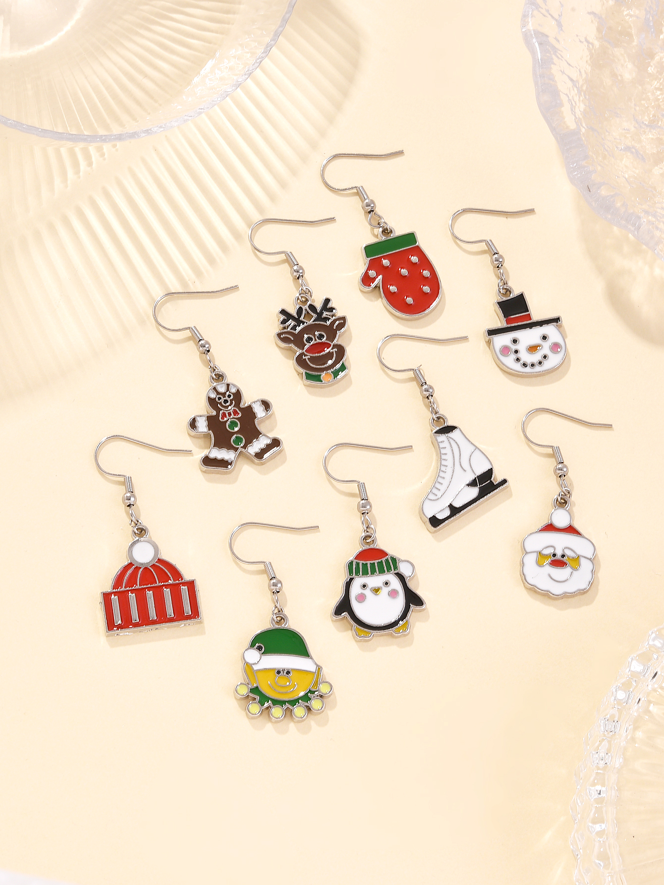 Creative resin cookie color simulation bear earrings, fun cartoon cute three-dimensional rabbit DIY earrings, childlike and girlish heart ear hooks and earrings details Picture