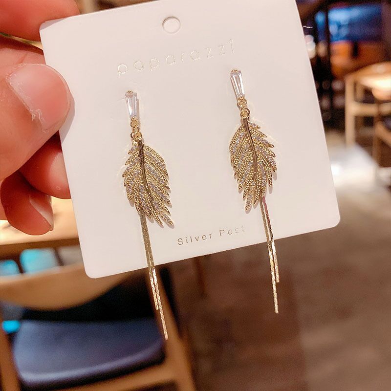 925 Silver needle Stud Earrings, Women's long fashionable earrings, Women's tassel earrings, new trendy leaf earrings, Internet celebrity bestsellers Specification image