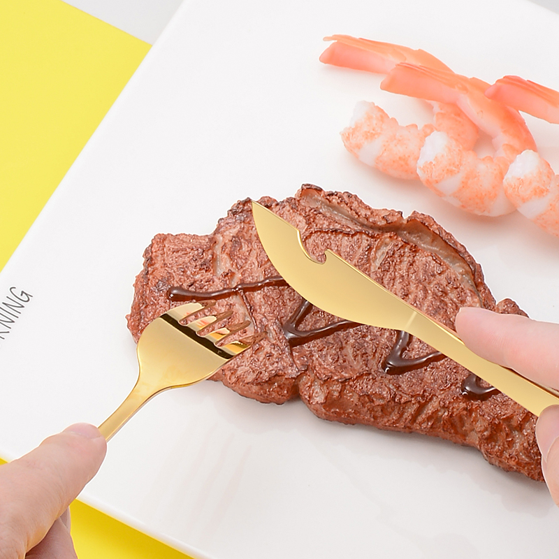 C&E Creative 3-piece knife, fork and spoon Set with storage box, outdoor portable tableware, stainless steel, for students, office workers and home use Item Picture