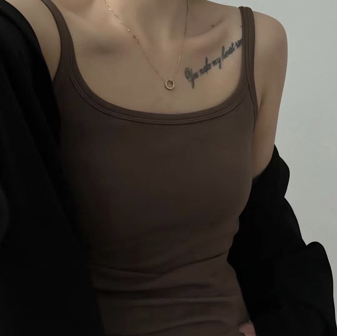 Imperial 88800 Mouses Hem Round Waistcoat Strap Simple Fashion Latex Cushion Fixed Cup One Body Warm Vest Application Scenario