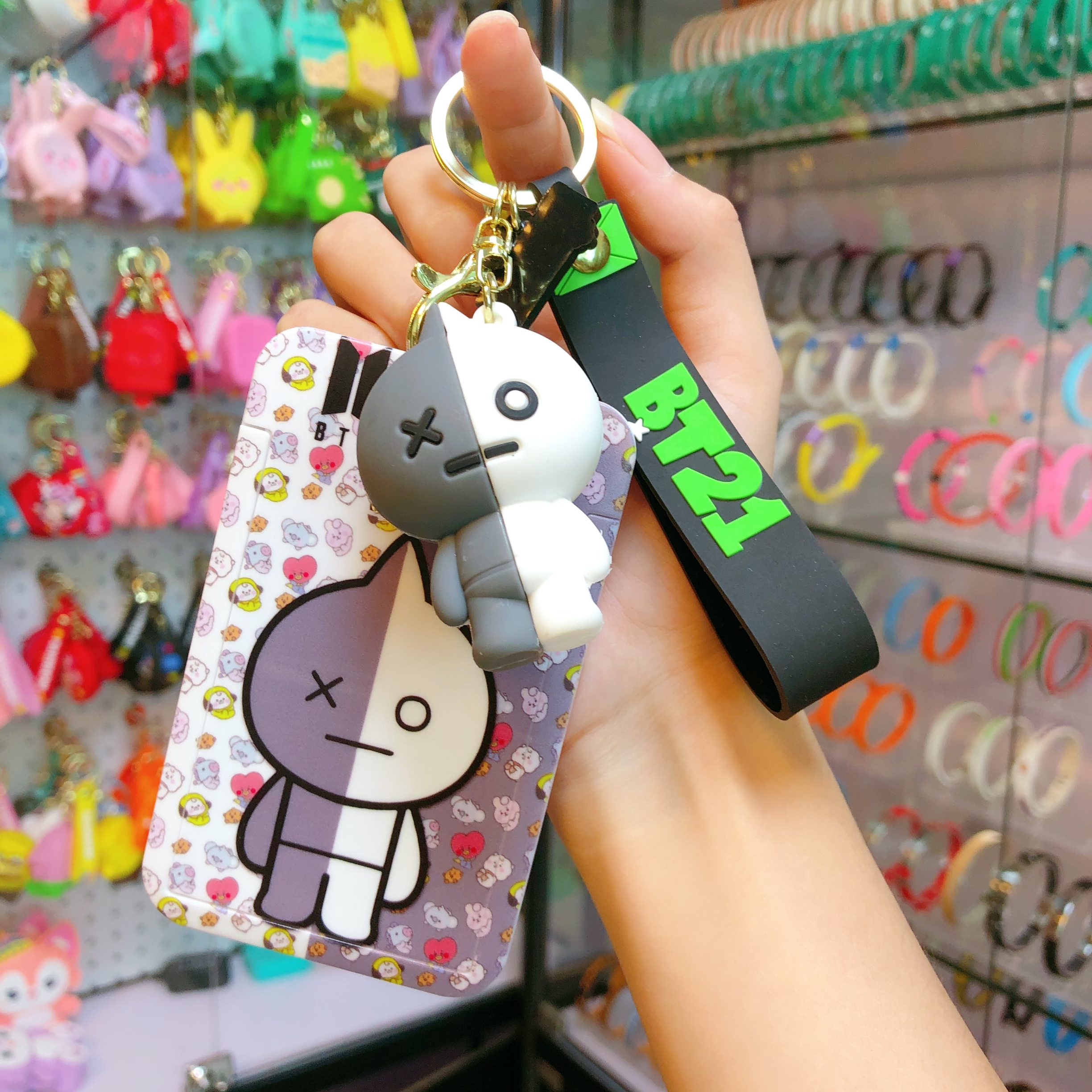 New silicone card holders, the same style silicone doll accessories, Teen Group bags, pendants, ID card, meal card and document cases Application Scenario