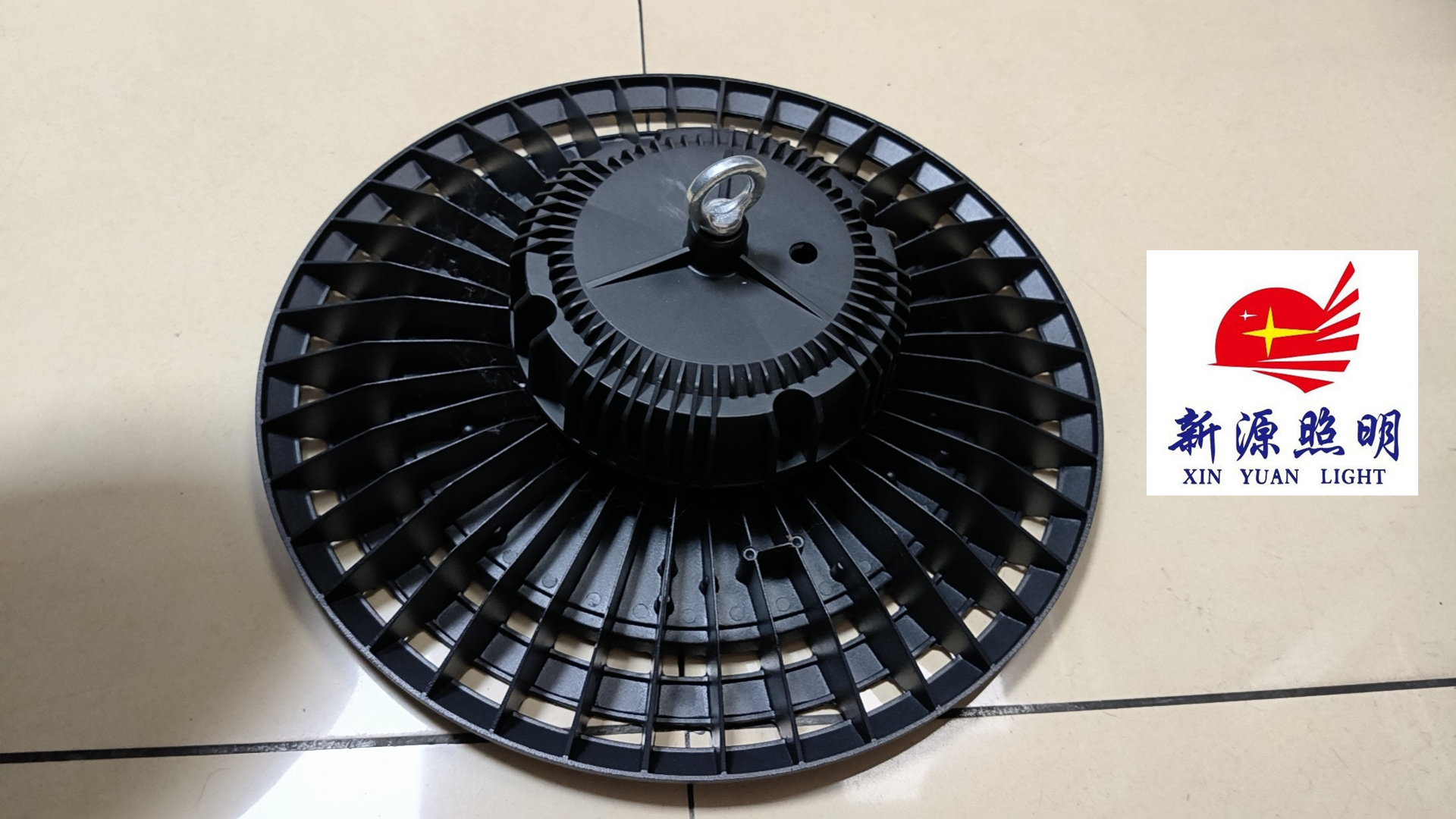 Led Ufo Light 100W150w200w Workshop Black High-Power Ufo Mining Light Application Scenario