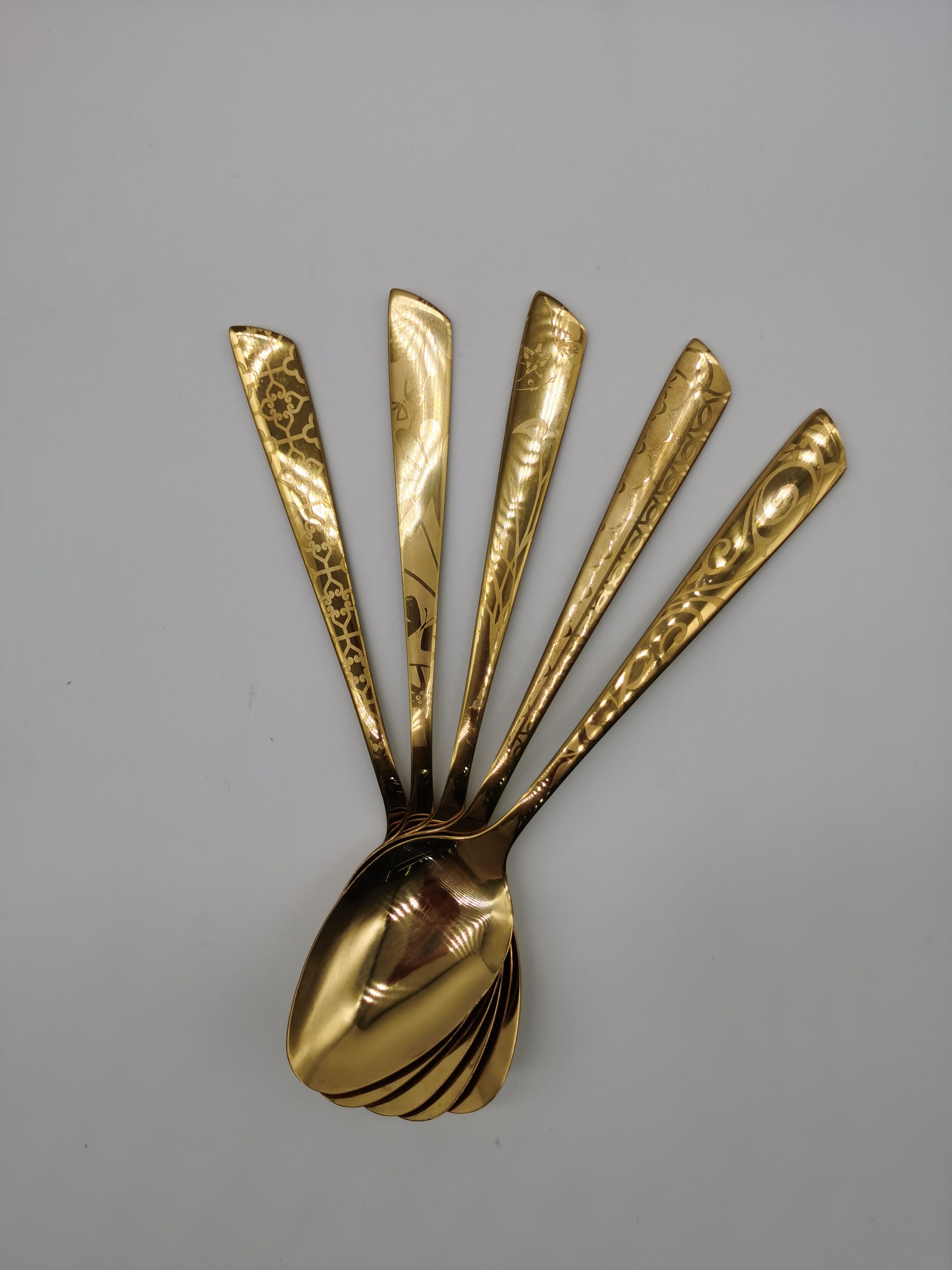 厂家直销不锈钢镀钛金刀叉勺套装餐具套装