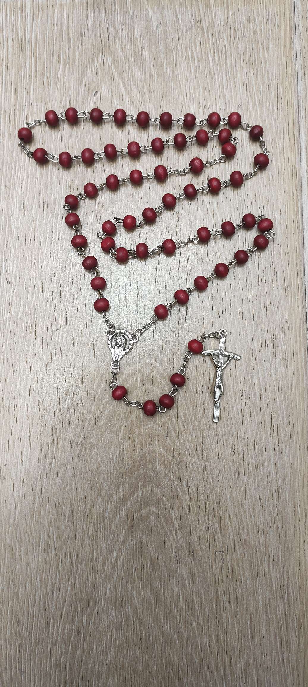 宗教系列用品，厂家直销木珠檀香十字架项链，畅销国外市场欢迎新老客户选购