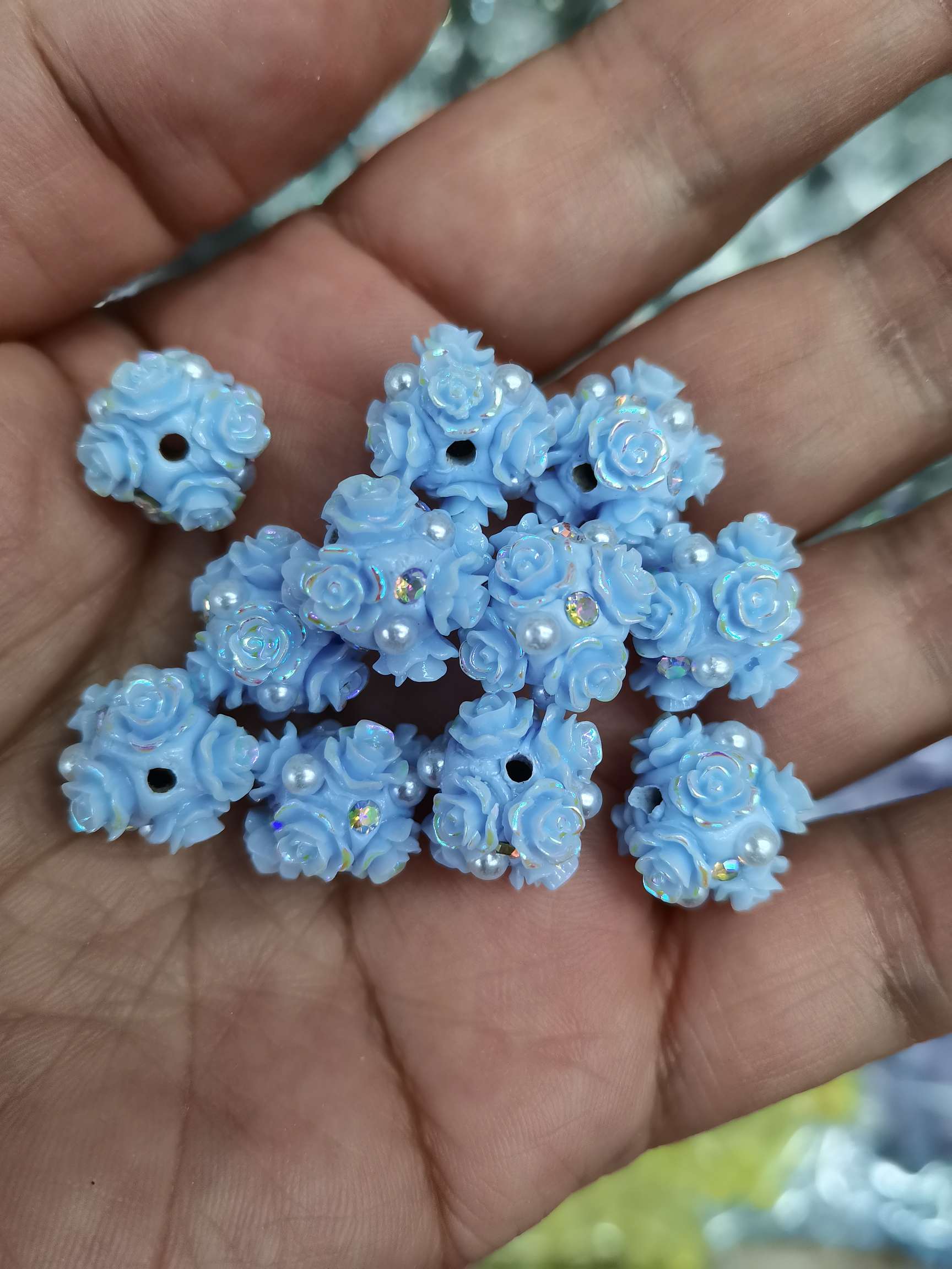 Luminous 10N blue resin rose ball accessory