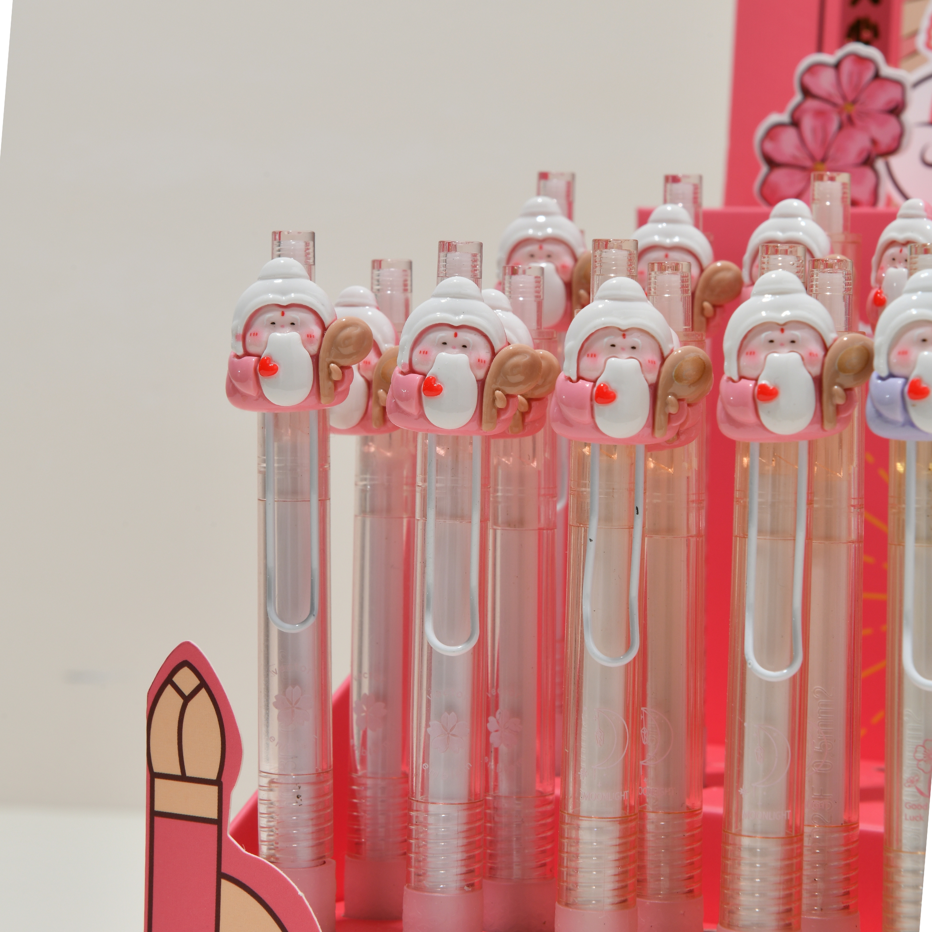 Chen Xi Yue Lao Tao Hua Yun Press the ST gel pen with a 0.5mm tip for smooth writing. It is a student stationery signature gel pen Item Picture