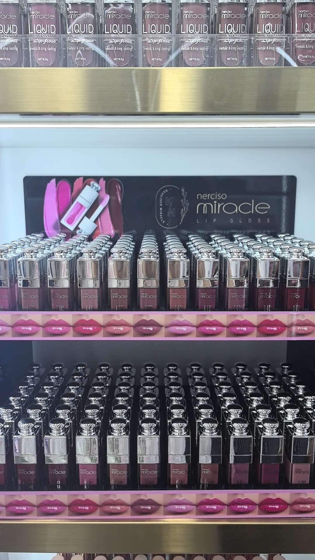 进口商品专区 进口妆护品牌彩妆系列 美妆打造完美妆容 专业彩妆工具