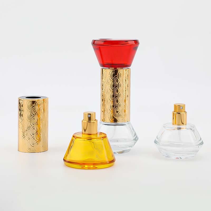 30ml screw-mouthed perfume bottle, 6-color mixed, golden cylindrical cap press spray, Middle Eastern-style glass bottle Specification image