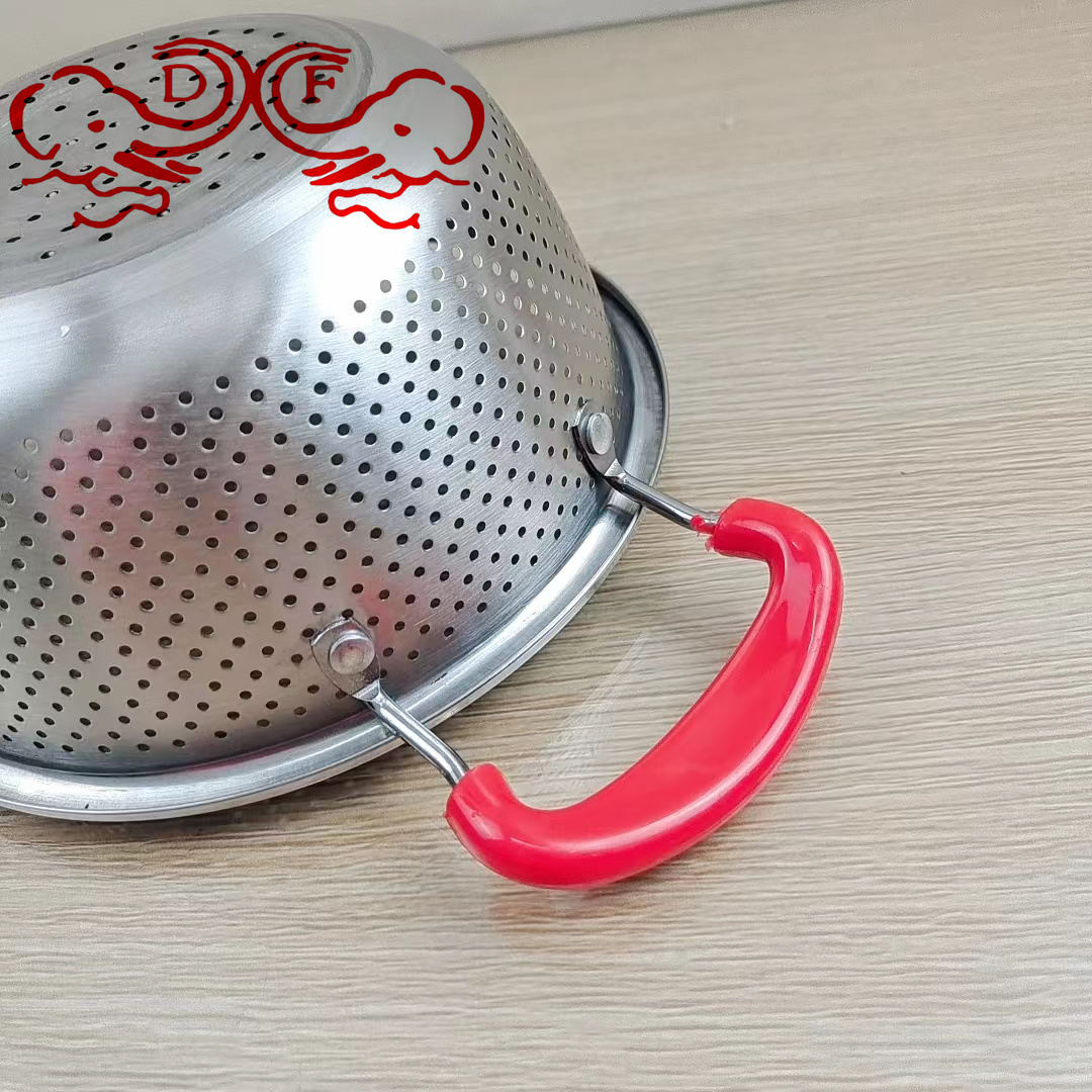 DF99060 stainless steel thickened double-ear drain basin, rice washing sieve, rice washing household vegetable basket, draining fruit basket, DF TRADINGHOUSE Application Scenario