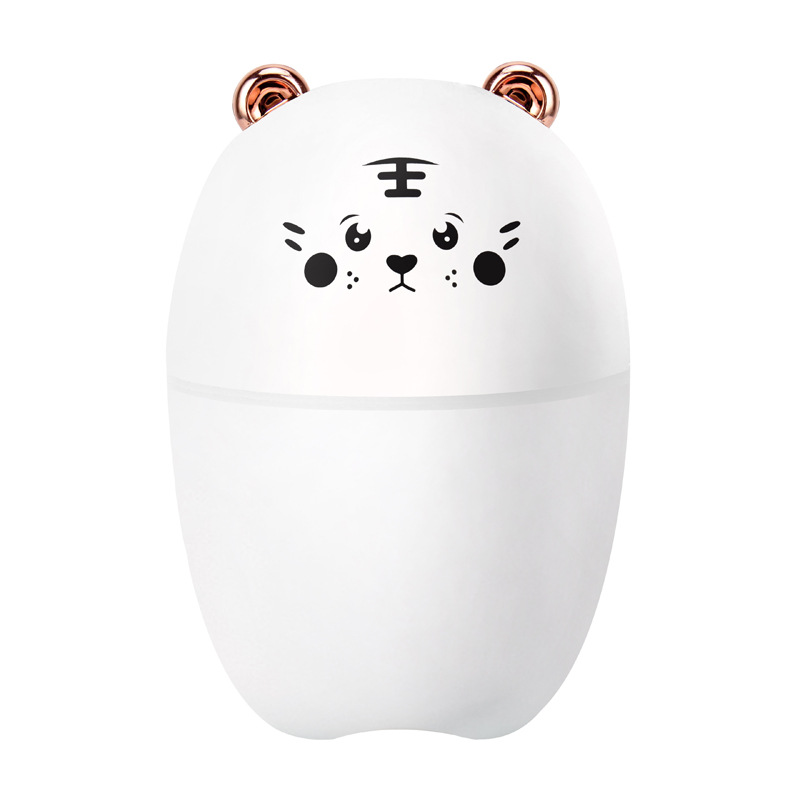 Cute pet usb mini humidifier for home, office, bedroom, night light, silent aromatherapy, hydrating spray, air humidifier Application Scenario